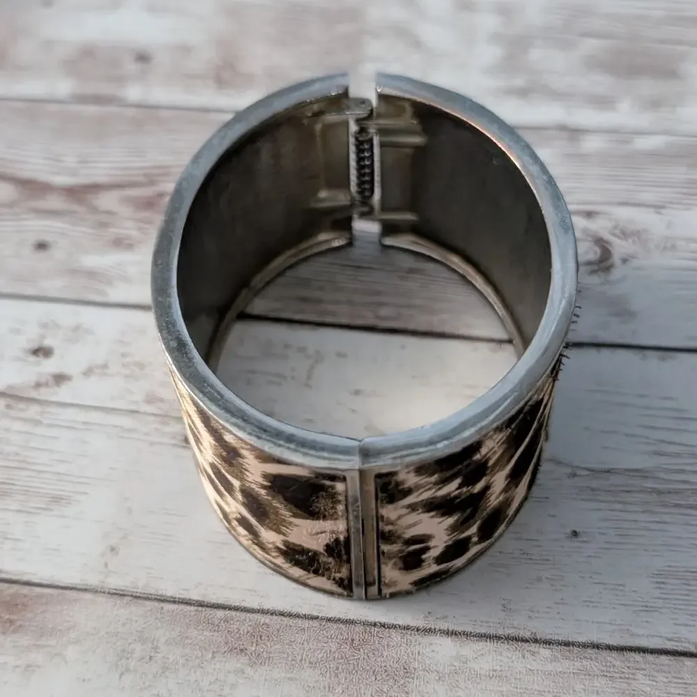 Vintage Chunky Hinged Bracelet Animal Print - Fair Condition
